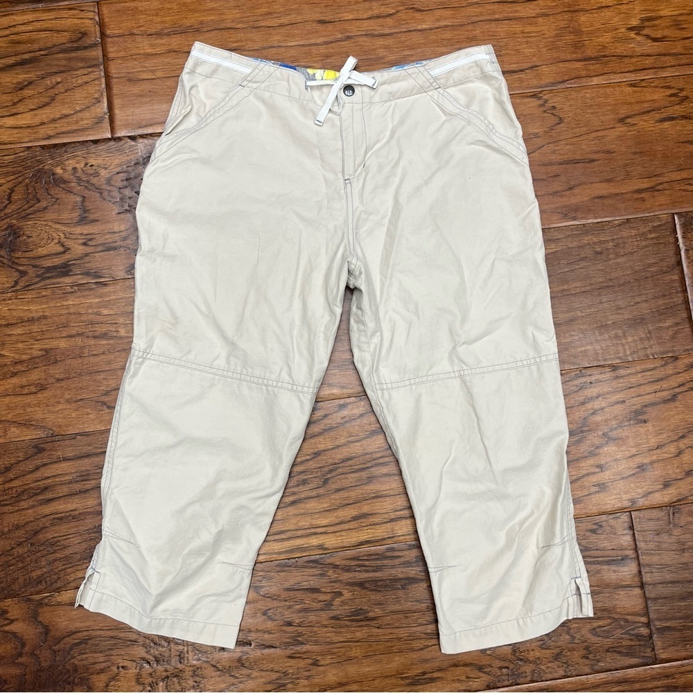 Kuhl Women's Cream hiking Pants granola gorpcore hiking outdoors Athleisure